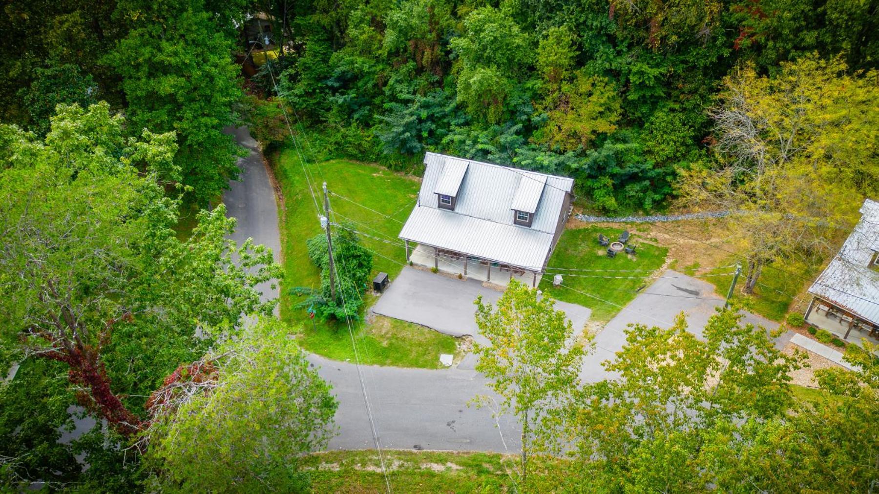 Bear Clubhouse Hot Tub, 1Mile From The Parkway, 900 In Free Tickets! Pigeon Forge Exterior foto